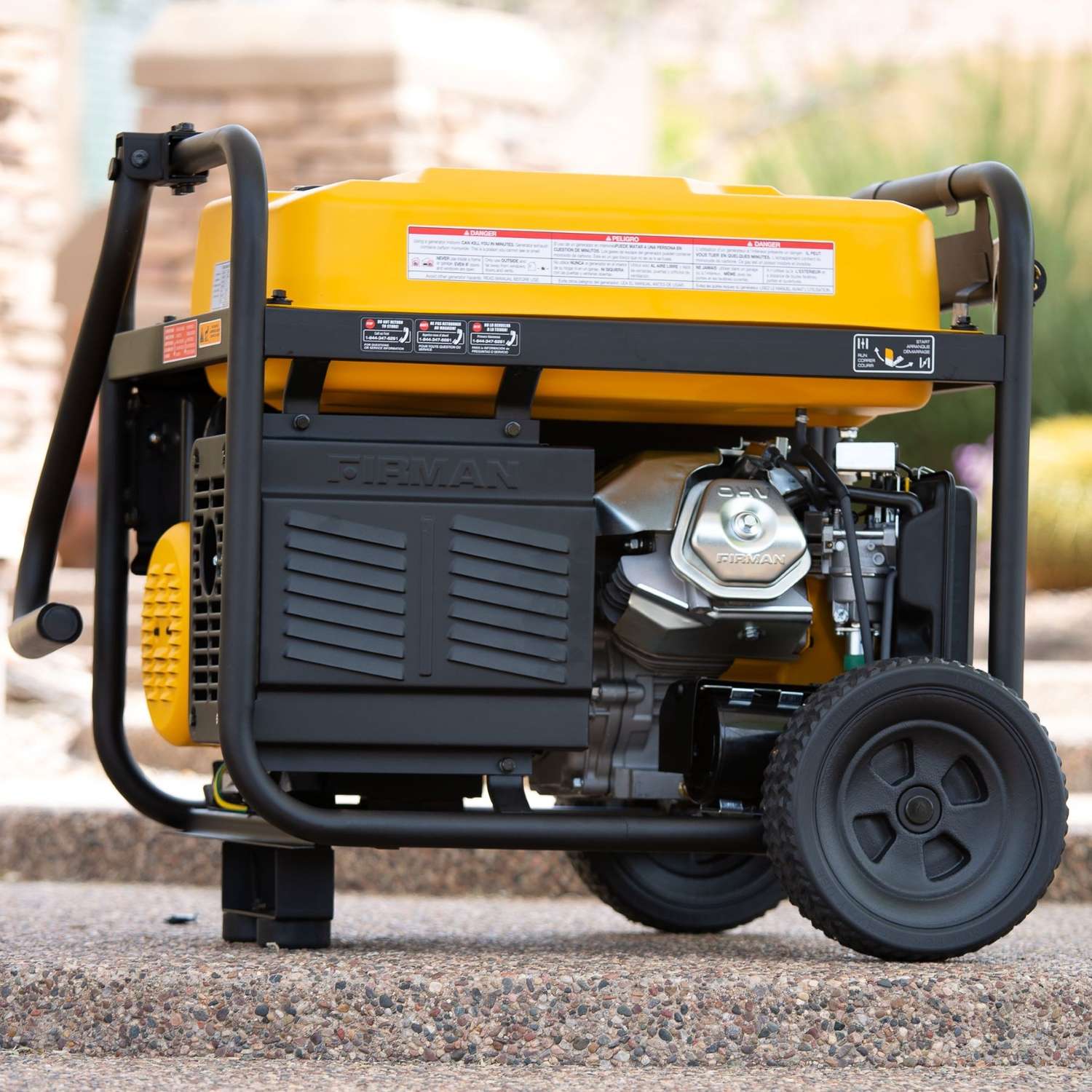 FIRMAN T08071 Tri Fuel 10,000 Watt Portable Generator