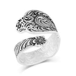 Montana Silversmiths Women's Heirloom Treasure Spoon Silver Ring Water Resistant One Size Fits Most