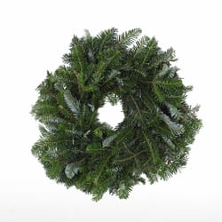 Wishon Evergreens Green Fraser Fir Bouquet Wreath