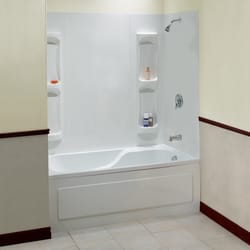 MAAX Utah 59 in. H X 31-3/4 in. W X 60-1/2 in. L White Bathtub Wall Surround