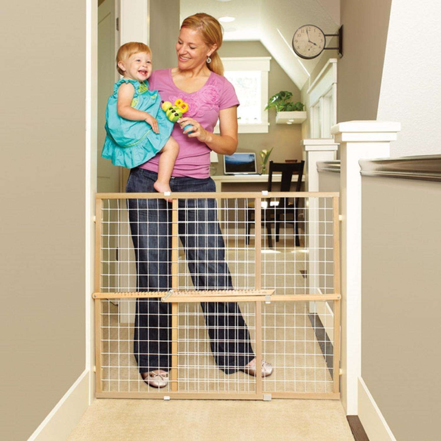 North States Gray 32 in. H X 29-1/2-50 in. W Wood Wire Mesh Gate North States Gray 32 in. H X 29-1/2-50 in. W Wood Wire Mesh Gate