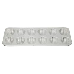 Gobel 9 in. W X 15-1/2 in. L Madeleine Pan Silver 1 pc