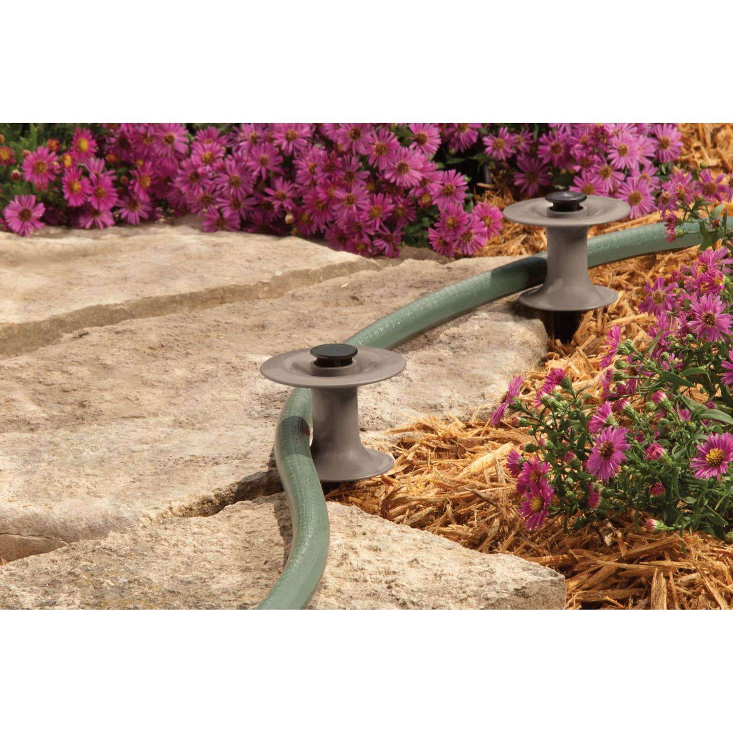 Suncast Taupe Plastic Hose Guide Stake Suncast Taupe Plastic Hose Guide Stake