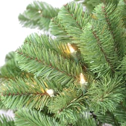 Puleo International 7-1/2 ft. Full Incandescent 550 ct Vermont Spruce Christmas Tree