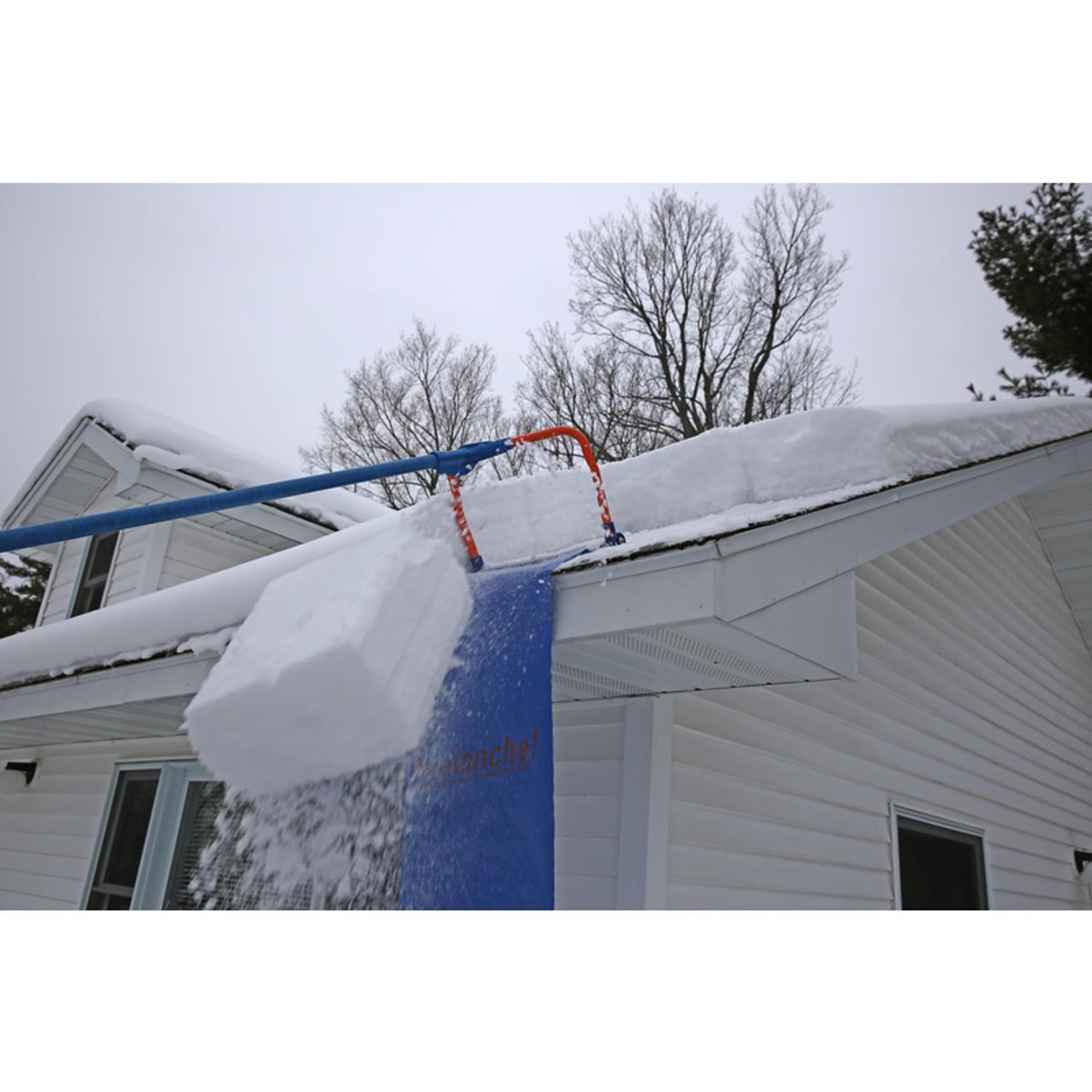Avalanche 17 in. W X 16 ft. L Poly Wheeled Roof Rake