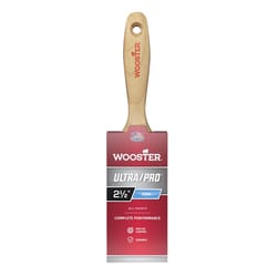 Wooster Ultra/Pro 2-1/2 in. Flat Varnish Brush