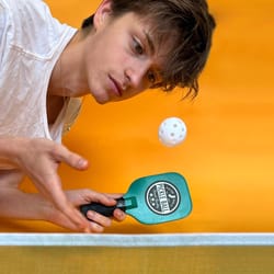 Kikkerland Desktop Pickleball Teal