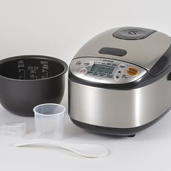 Zojirushi Silver 3 cups Programmable Rice Cooker