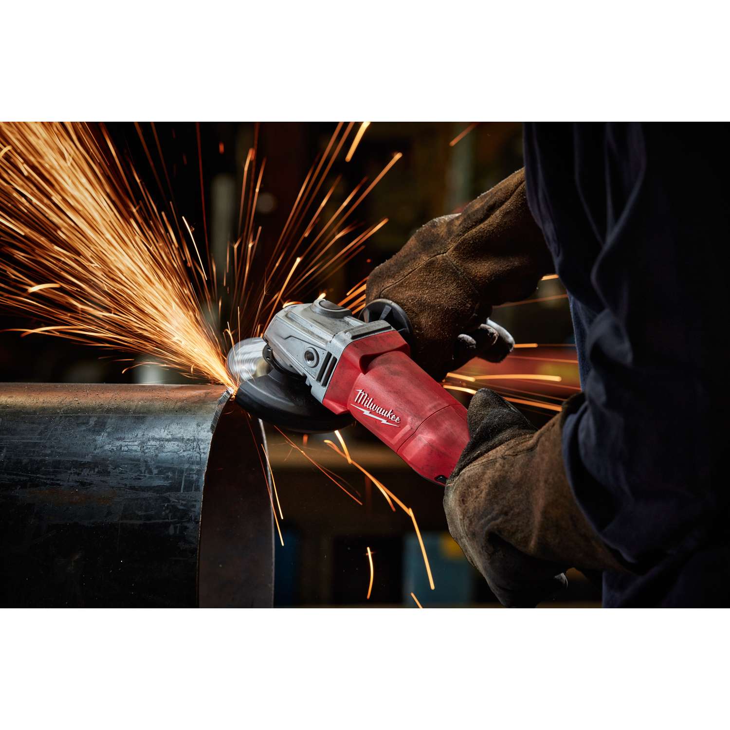 V20* Cordless 4-1/2-in Small Angle Grinder Kit (1 Battery)