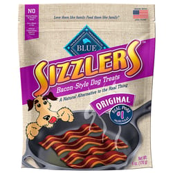 Blue Buffalo Sizzlers Bacon Treats For Dog 6 oz. 1 pk