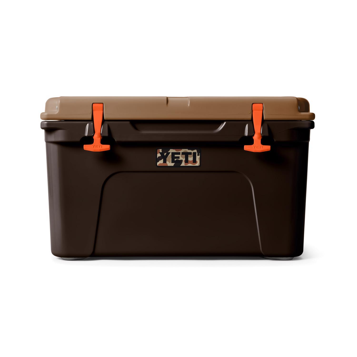 YETI Tundra 35 Desert Tan 24 qt Hard Cooler Mfr# 10035010000
