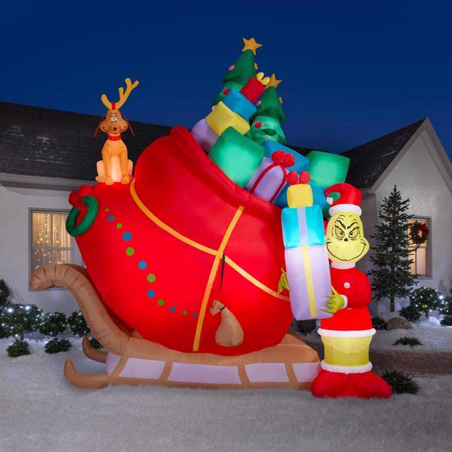 Inflatable store airblown Grinch