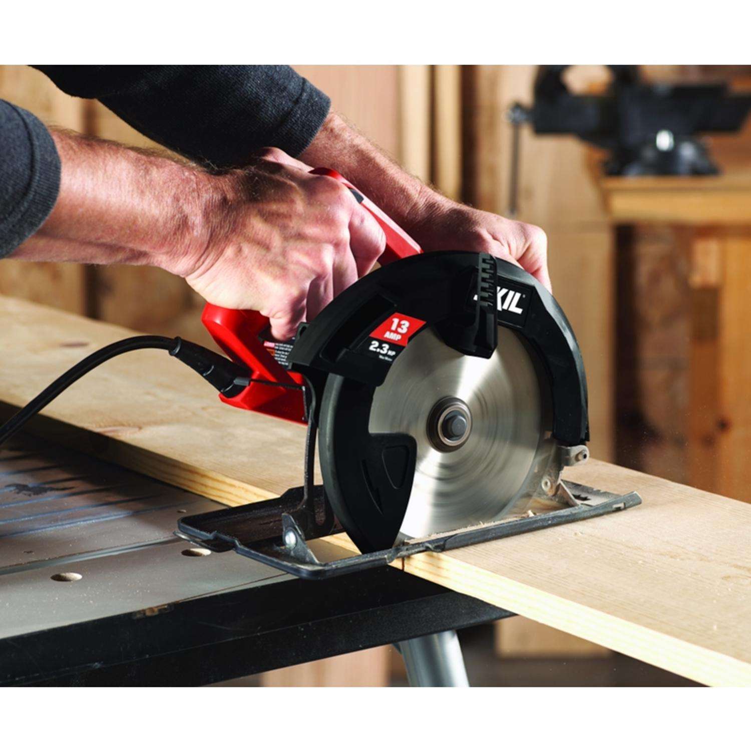 7-1/4-Inch Circular Saw With Laser, 13-Amp | BLACK+DECKER