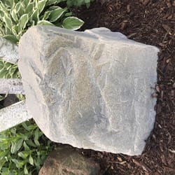 DekoRRa Products Gray Polyethylene 25 in. H X 27 in. L X 21 in. W Artificial Landscape Enclosure Out
