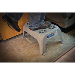 Camco 9.5 in. H X 22.5 in. W X 16.13 in. D 400 lb. capacity 1 step Plastic Step Stool