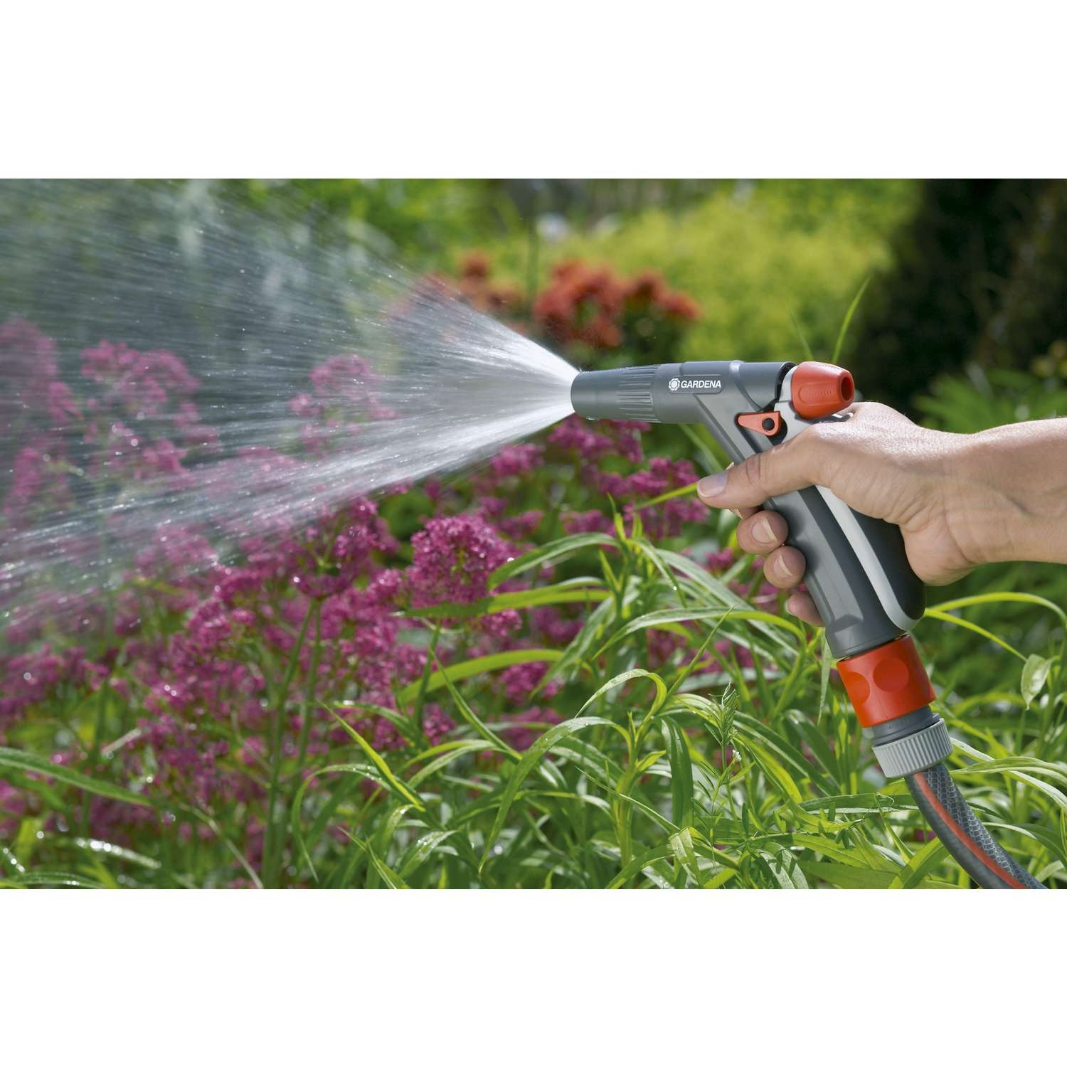 Gardena 2 Pattern PVC Hose Nozzle Gardena 2 Pattern PVC Hose Nozzle