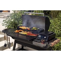 Traeger Ironwood XL Wood Pellet Bluetooth and WiFi Grill Black