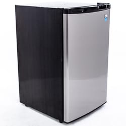 Avanti 4.4 cu ft Black/Silver Stainless Steel Compact Refrigerator 228 W