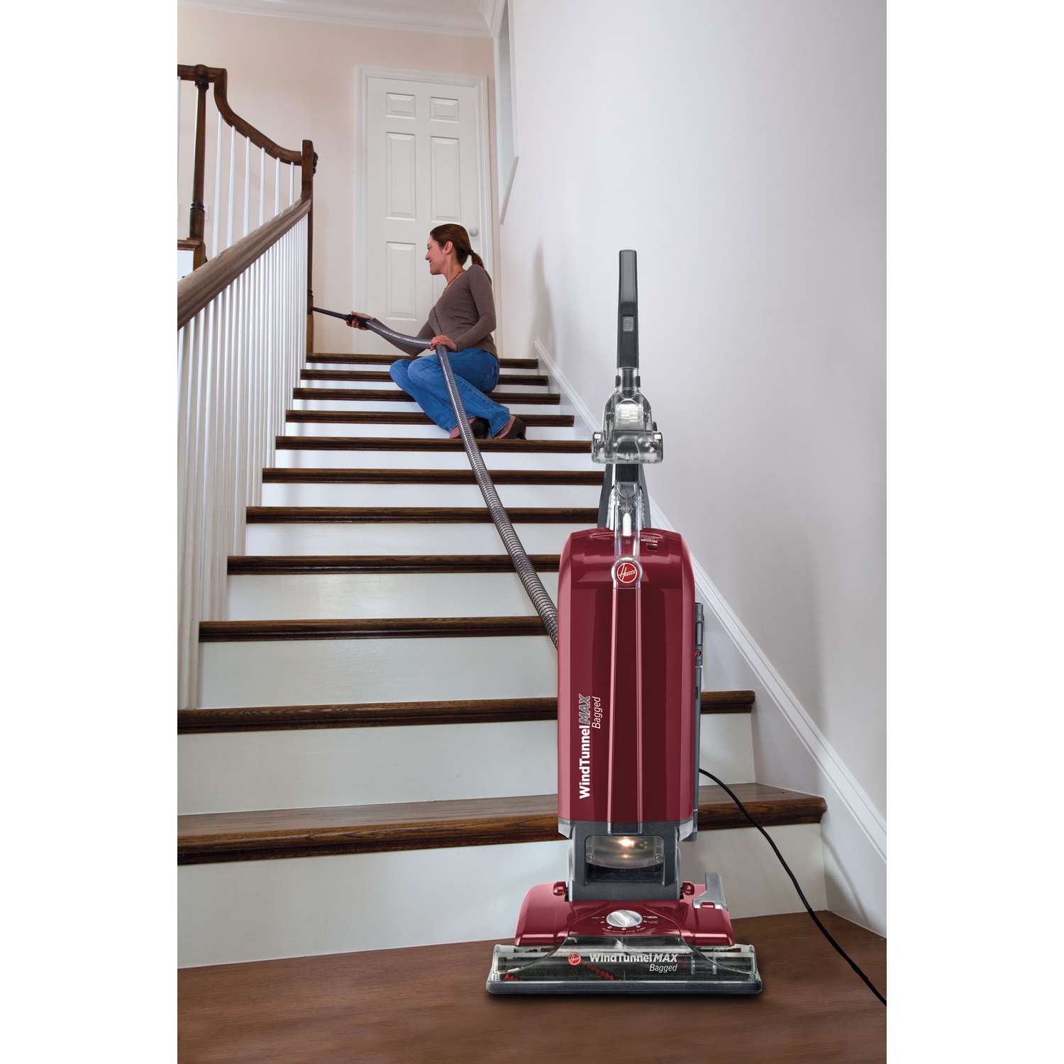 Hoover WindTunnel MAX Bagged Corded Upright Vacuum 12 amps Red HEPA ...