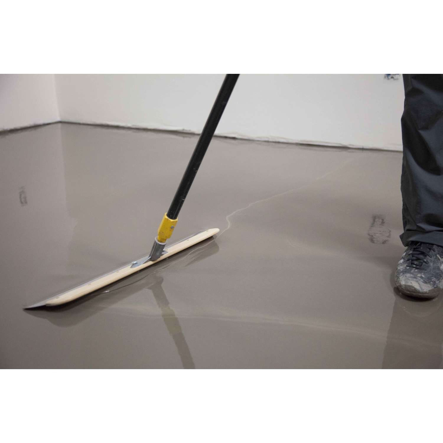 Custom Building Products LevelQuik White Acrylic Latex Primer 1 qt - Ace Hardware Custom Building Products LevelQuik White Acrylic Latex Primer 1 qt - Ace Hardware