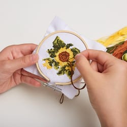 Kikkerland Mini Cross Stitch Sunflower Embroidery Kit Cotton/Polyester Fabric 1 pk