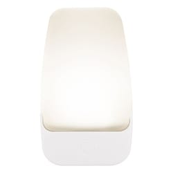 GE Automatic Plug-in LED Night Light w/Sensor