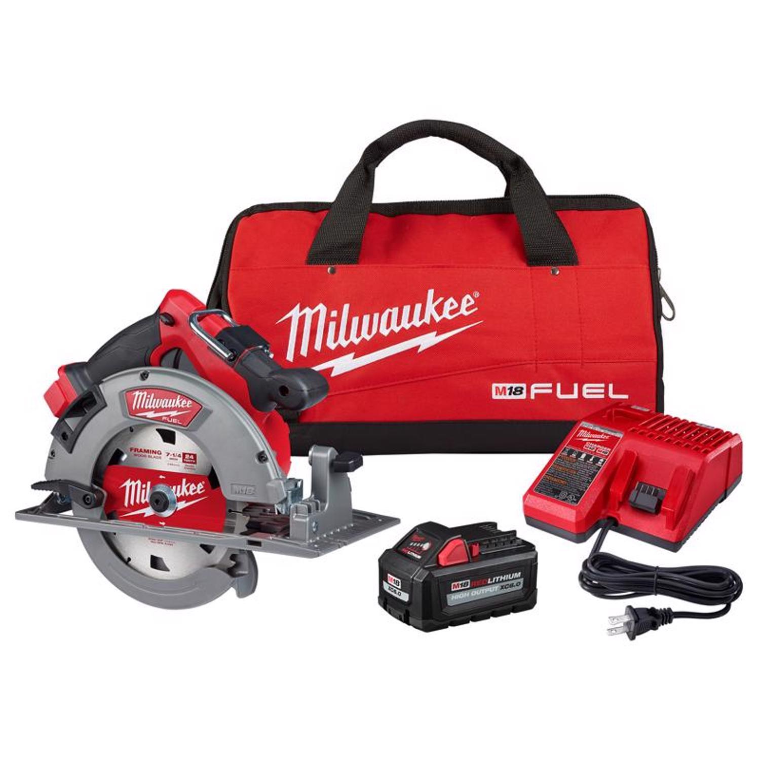 Milwaukee M18 FUEL 18 V 6 amps 7-1/4 in. Cordless Brushless Circular Saw Kit (Battery & Charger)