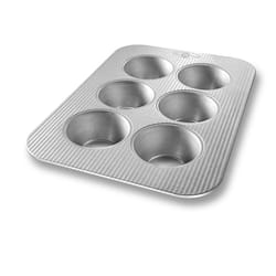 USA Pan 11 in. W X 15-3/4 in. L Muffin Pan Silver