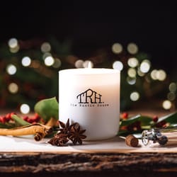 The Rustic House White Cinnamon/Clove/Nutmeg Scent Candle 8 oz