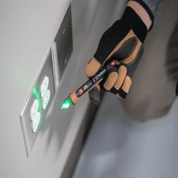 Southwire 50 - 600 V Voltage Detector 1 pk