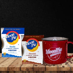 MoonPie 15 oz Red/White Ceramic Coffee Mug 1 pk