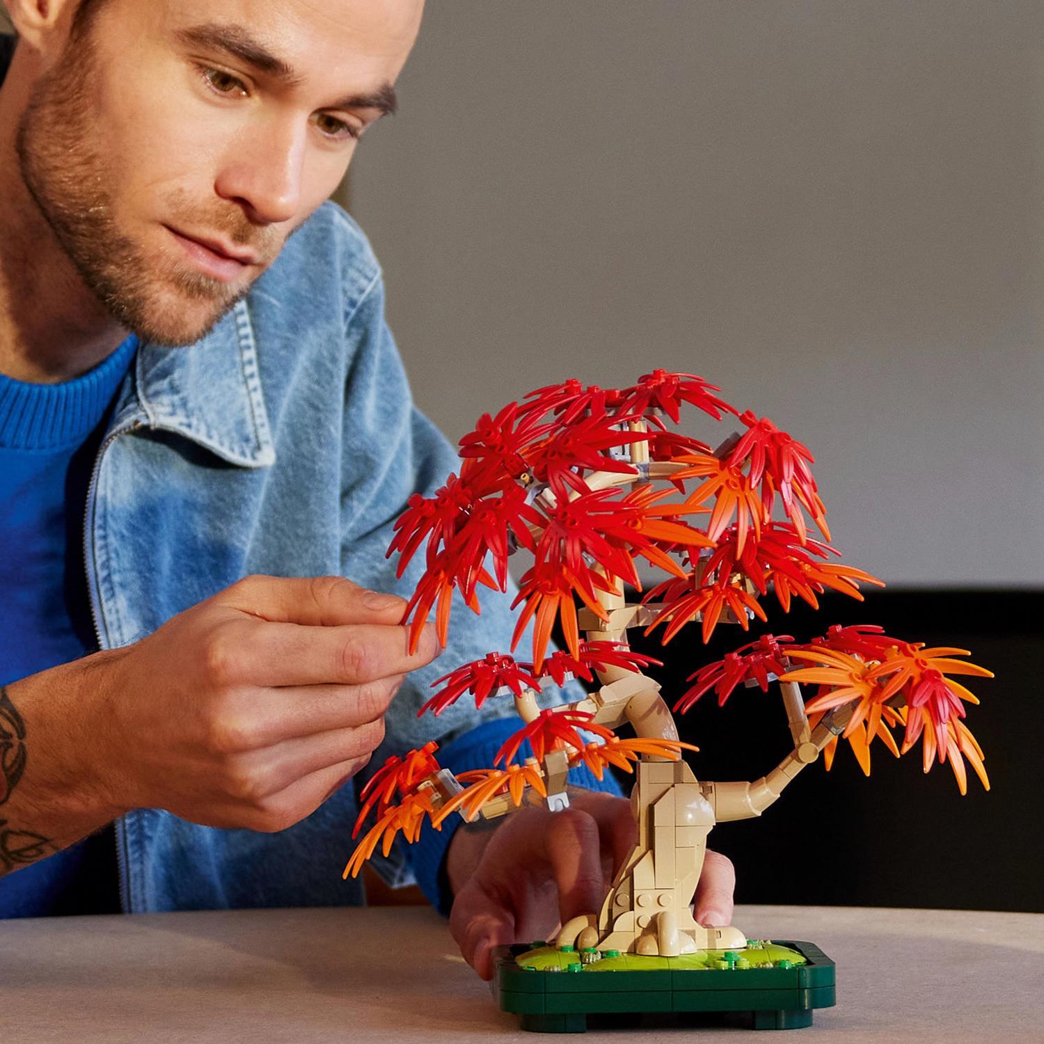 LEGO Botanicals Japanese Red Maple Bonsai Tree Building Set Multicolored 474 pc