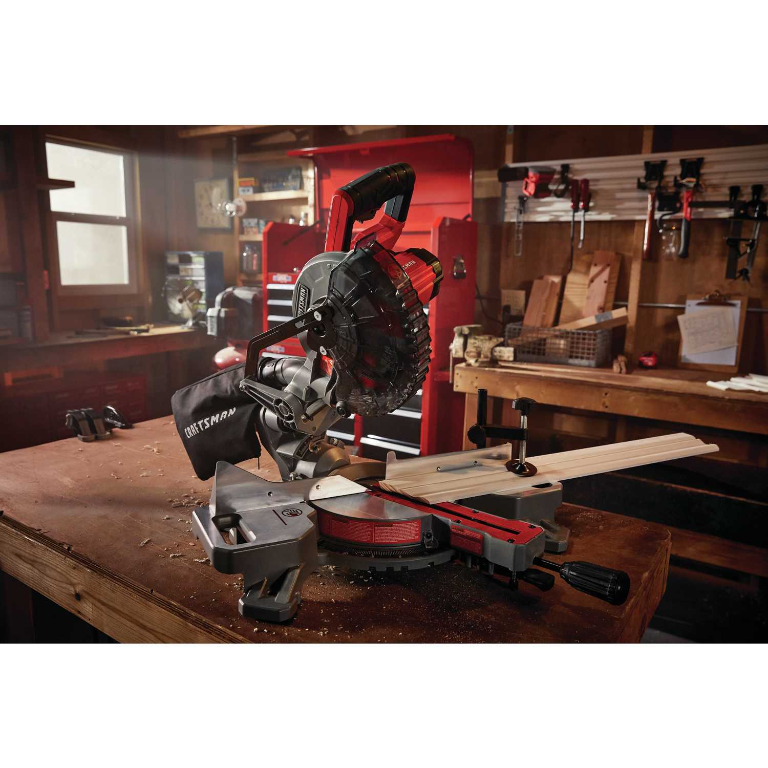 Craftsman V20 71/4 in. Cordless Sliding Miter Saw Kit 20 volt 3800 rpm