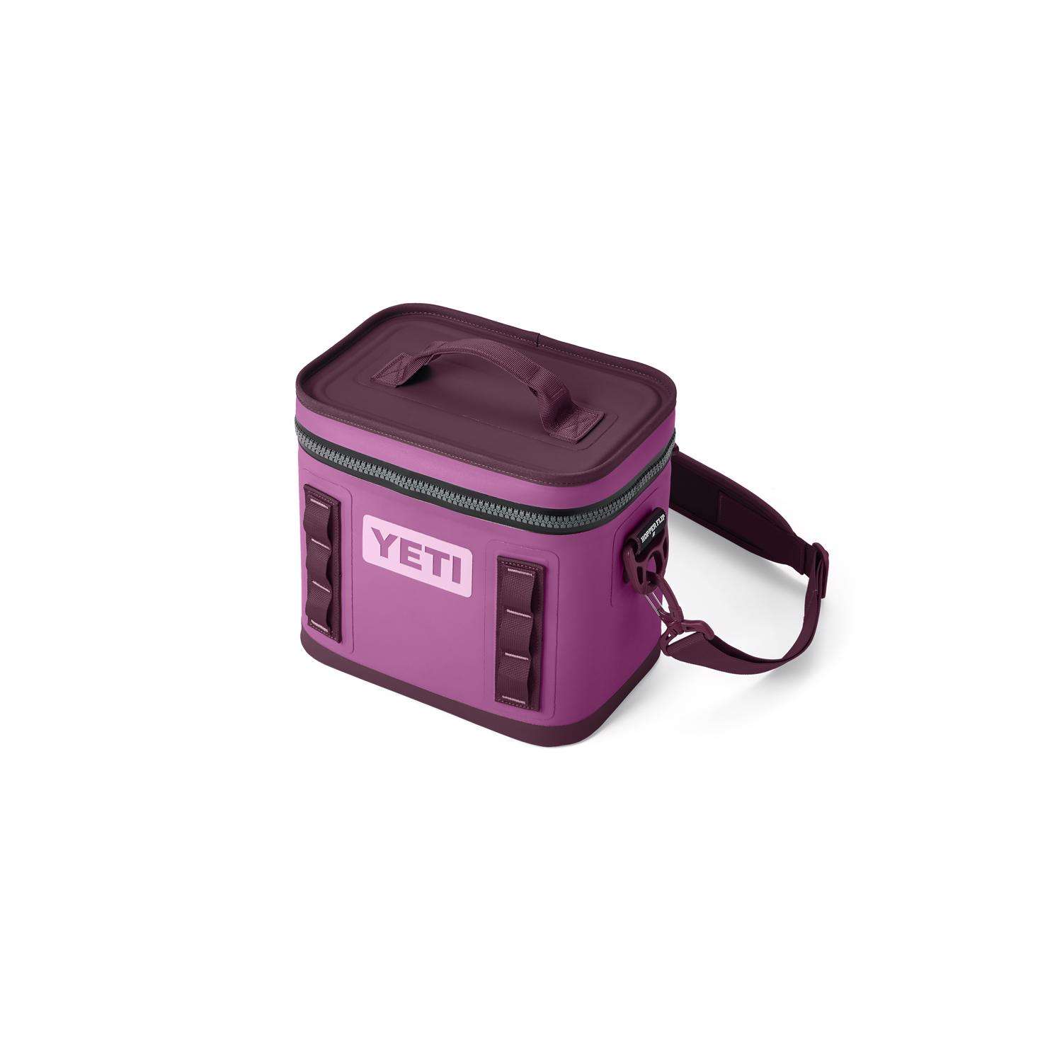 Yeti Hopper Flip 8 Soft Cooler - Power Pink