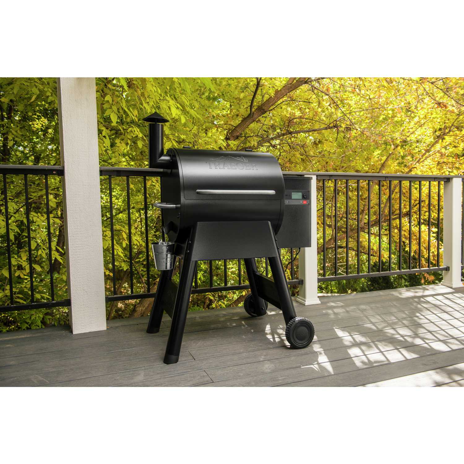 Traeger Pro 575 Black Wood Pellet Grill - Ace Hardware