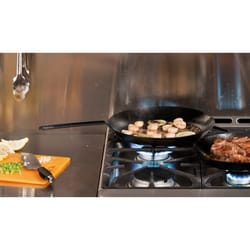 Lodge Steel Skillet 12 in. Black