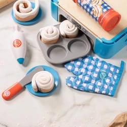 Fat Brain Toy Pretendables Cinnamon Roll Set Multicolored 10 pc