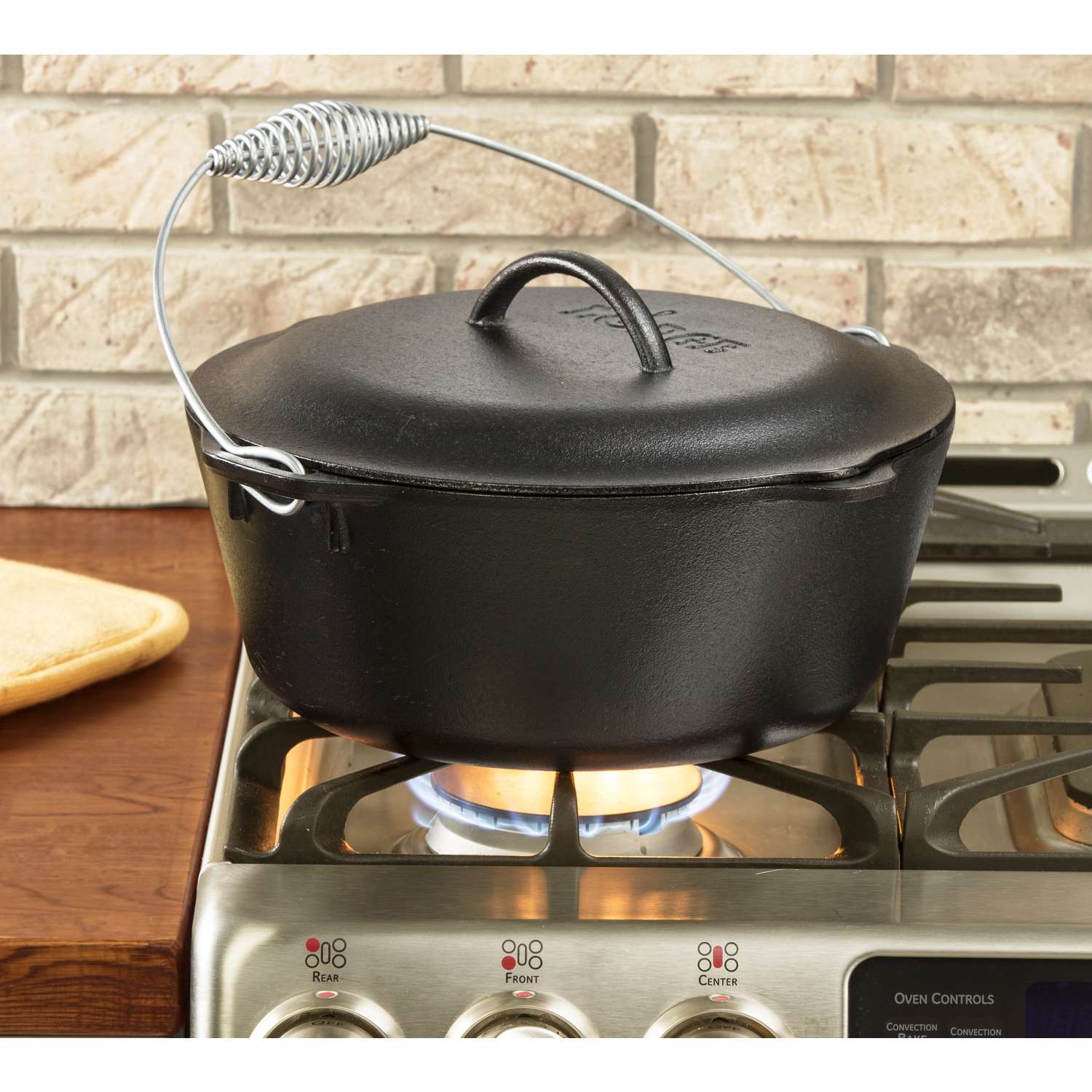 Lodge Cast Iron Blue Cast Iron Dutch Oven with Lid - 3 Quart Capacity -  Oven Safe - Induction Compatible - Includes 6 Pot Protectors in the Cooking  Pots department at