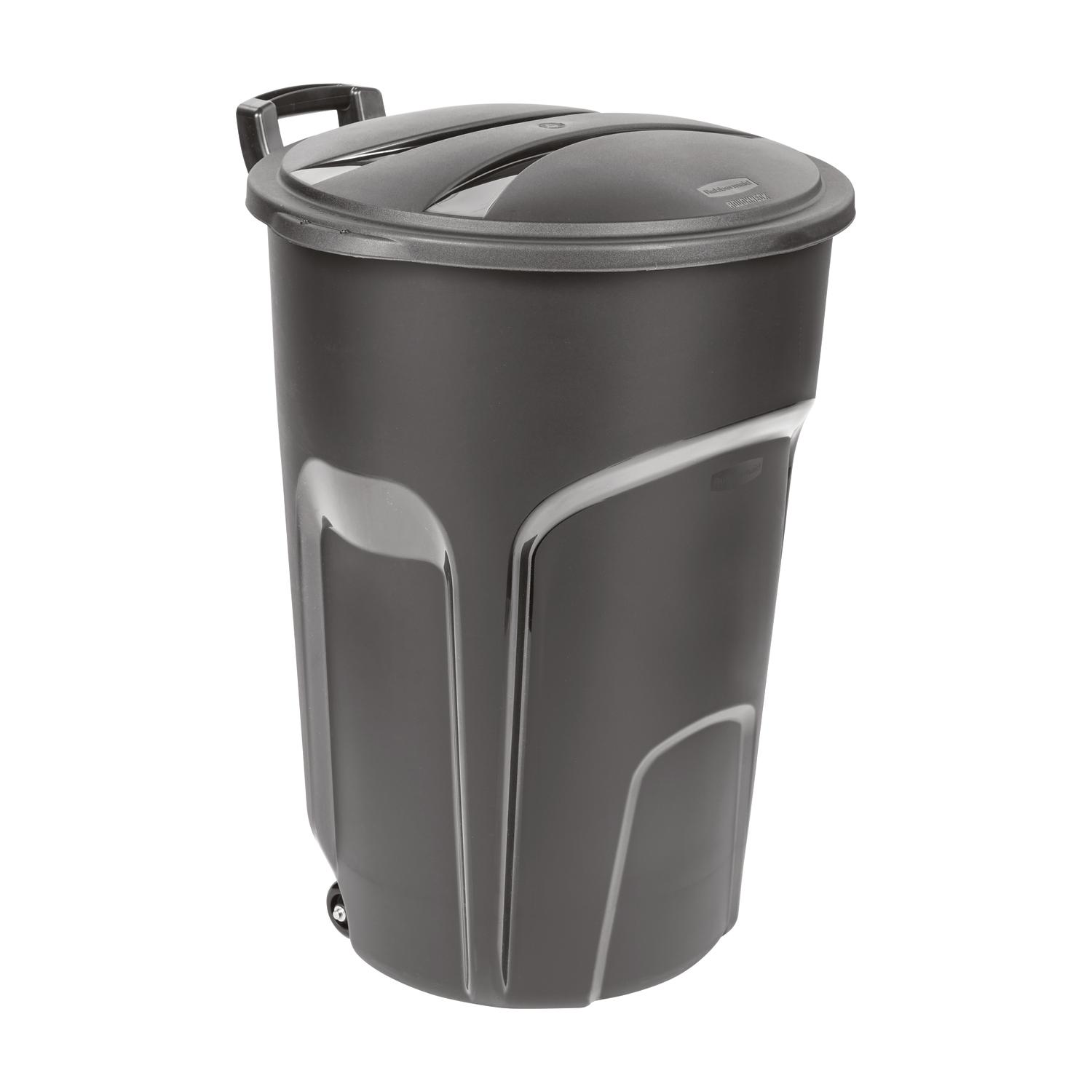 Rubbermaid Black 32 Gallon Outdoor Garbage Can with Wheels & Lid - Ace  Hardware - Ace Hardware