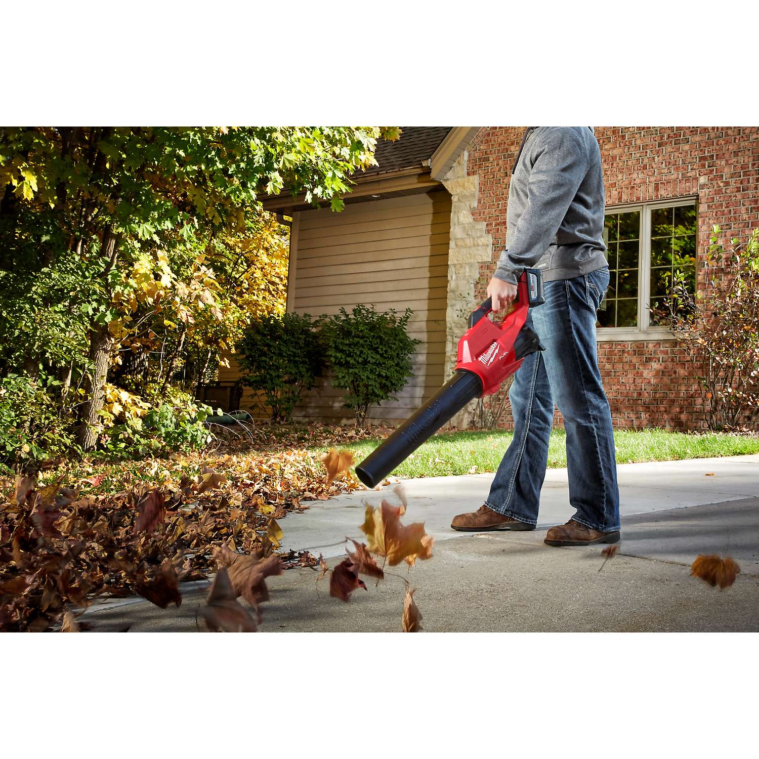 Milwaukee M18 FUEL Battery Handheld Leaf Blower Ace Hardware