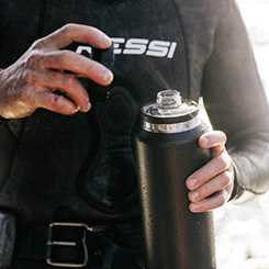 YETI Rambler 36 oz Navy BPA Free Bottle with Chug Cap - Ace Hardware