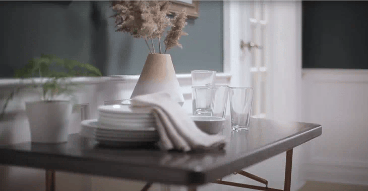 how to spray paint plastic