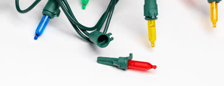 How to Replace a Christmas Light Bulb