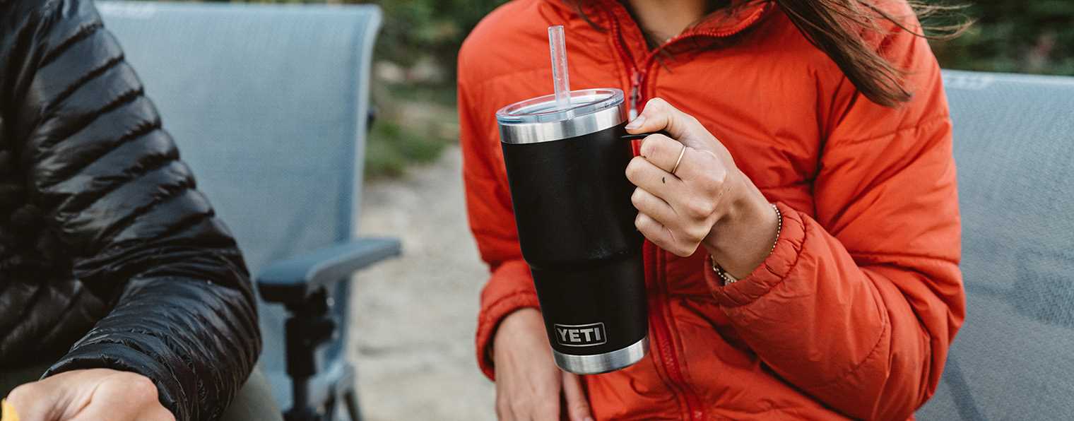 YETI® Rambler 25 OZ Straw Mug Cosmic Lilac