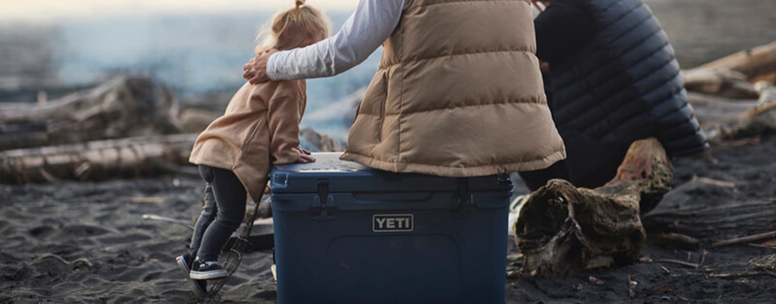 YETI Tundra 45 Quart Cooler - Canopy Green