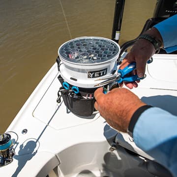 Yeti Loadout 5 Gal Bucket Rescue Red