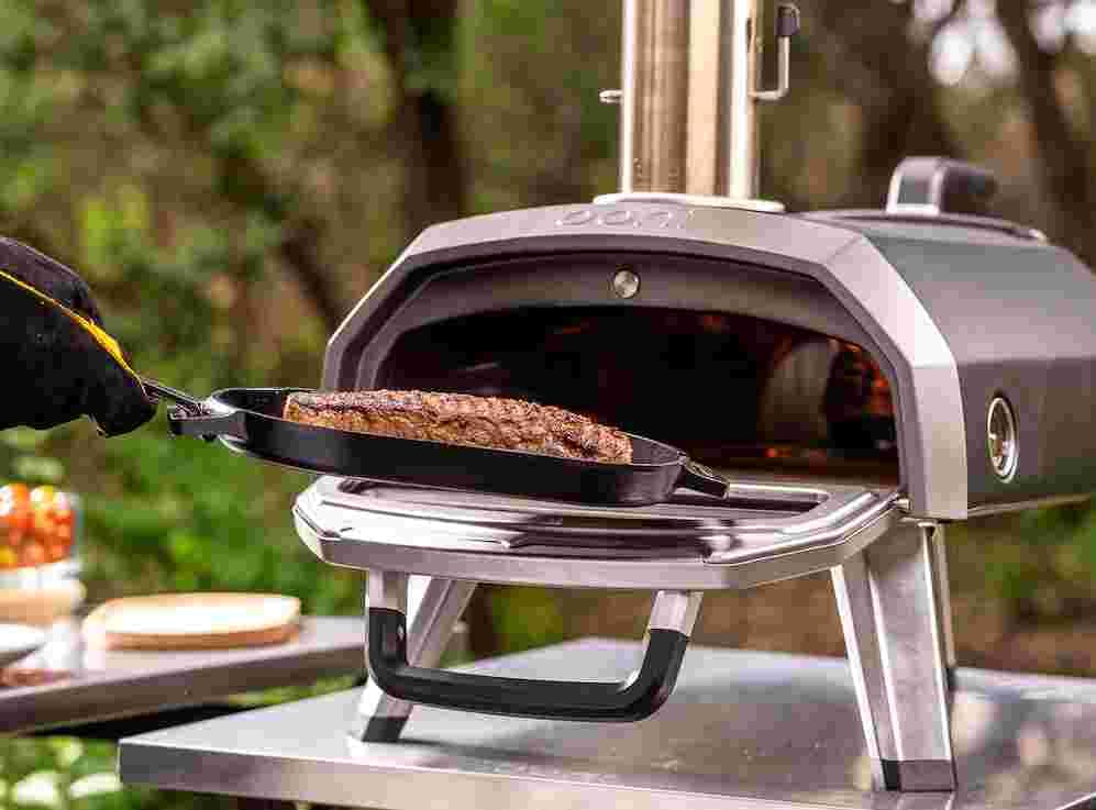 Steak coming out of Ooni Karu 2