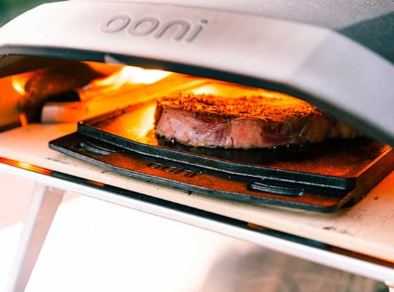 Cooking steak using Ooni koda 16