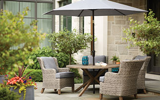 Featured image of post Plastic Patio Table And Chairs / Plastic patio chairs aren&#039;t necessarily the most popular types of patio chairs on the market, but they do have their uses.