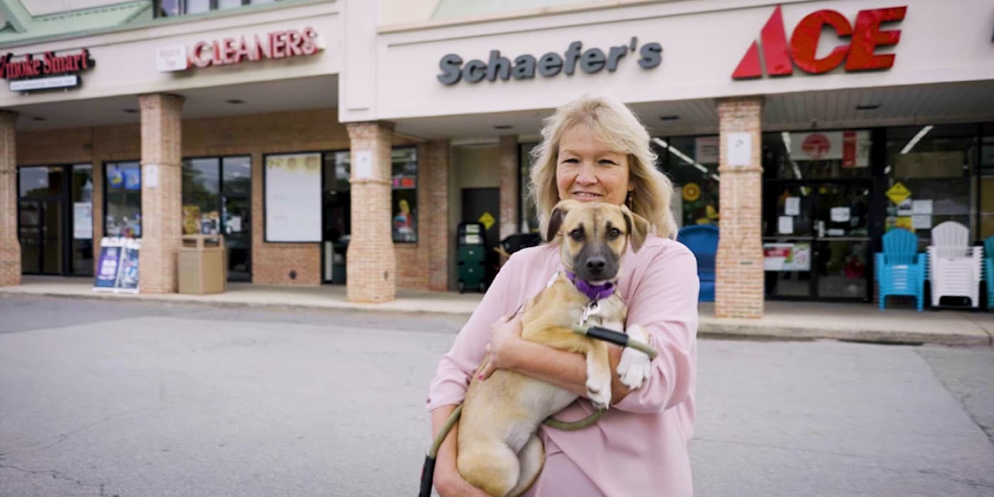 Ace shop pet store